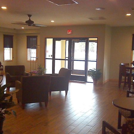 Junction Inn Suites & Conference Center Babbitt 객실 사진